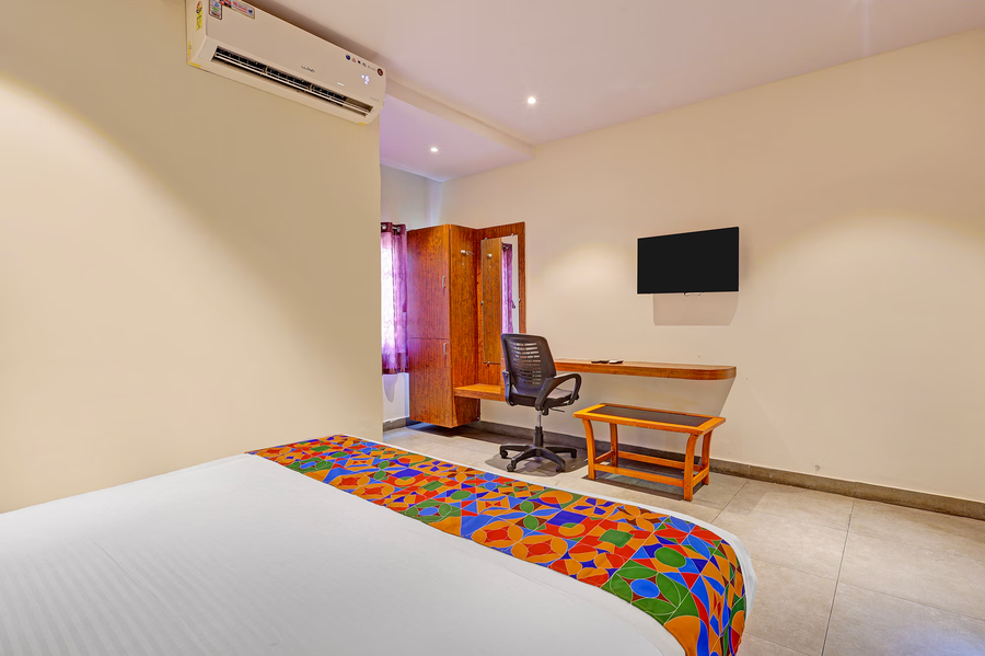 fabhotel siddarth grand