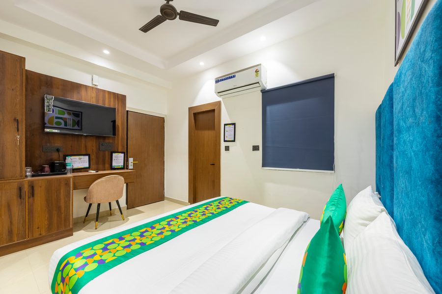 treebo accent park hotel and banquet