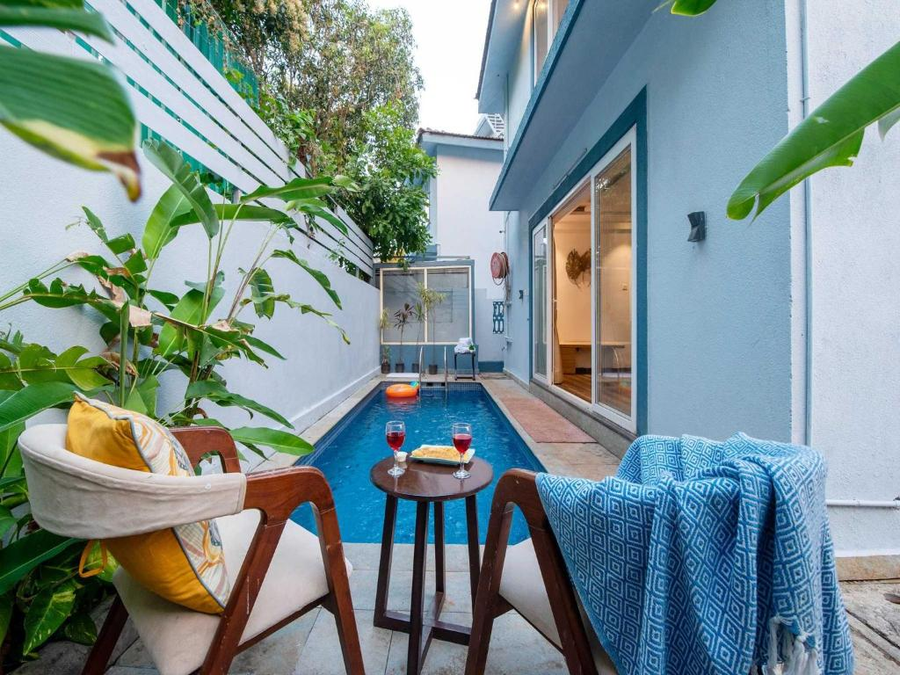 the infinity pool villa hotel by dancenter baga beach goa