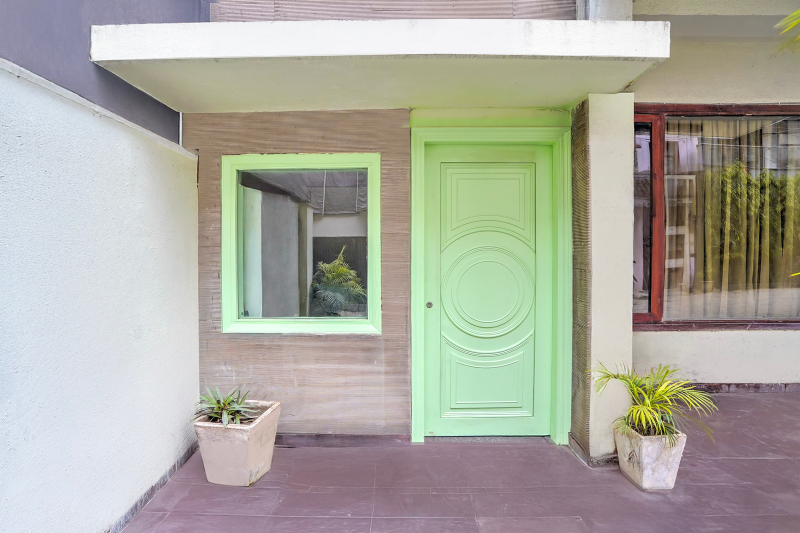 palette hotel cotts villa vasant kunj new delhi