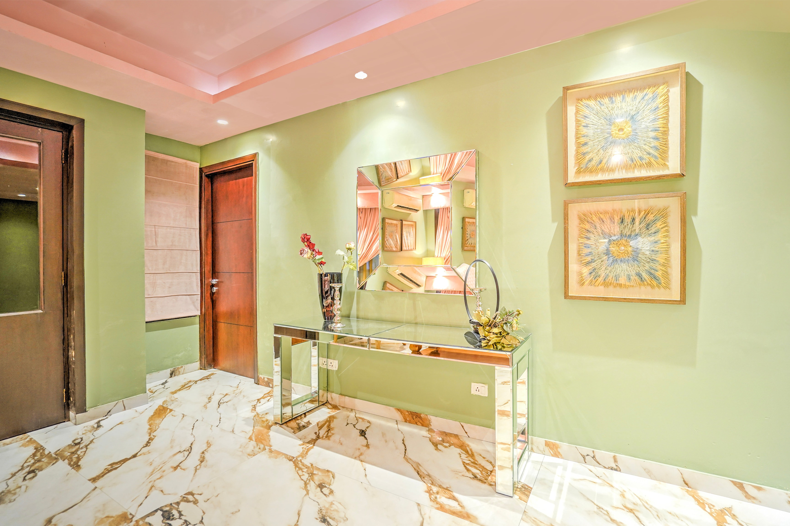 palette hotel cotts villa vasant kunj new delhi