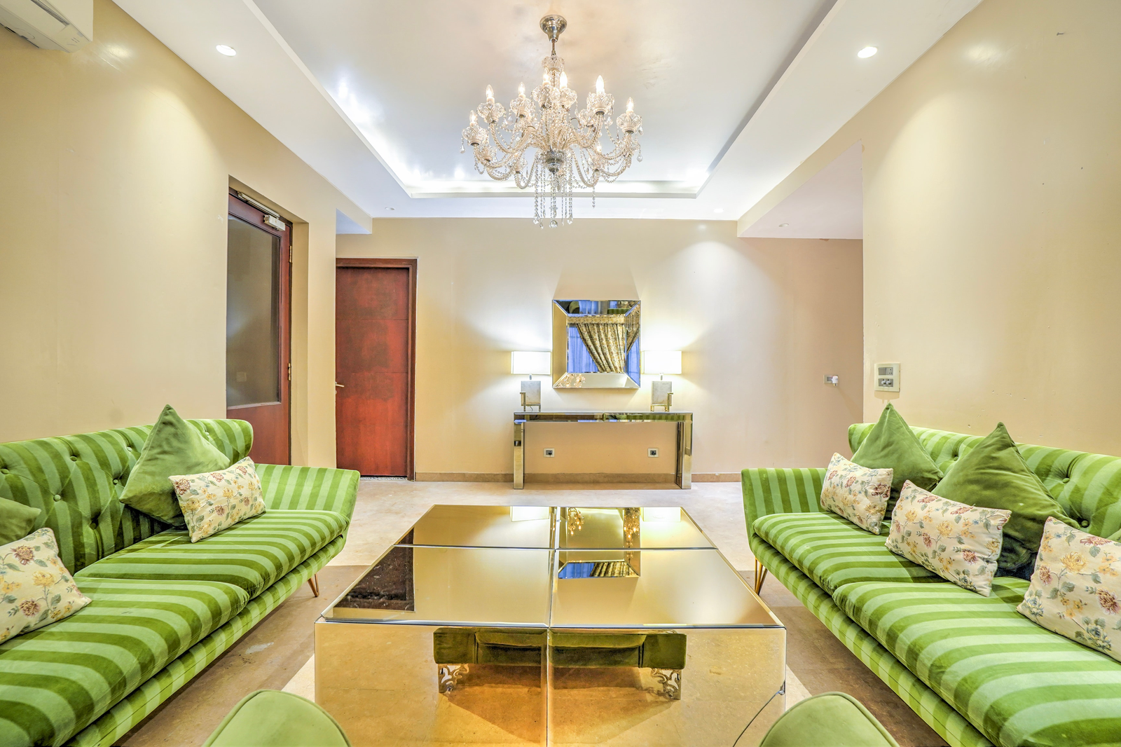 palette hotel cotts villa vasant kunj new delhi