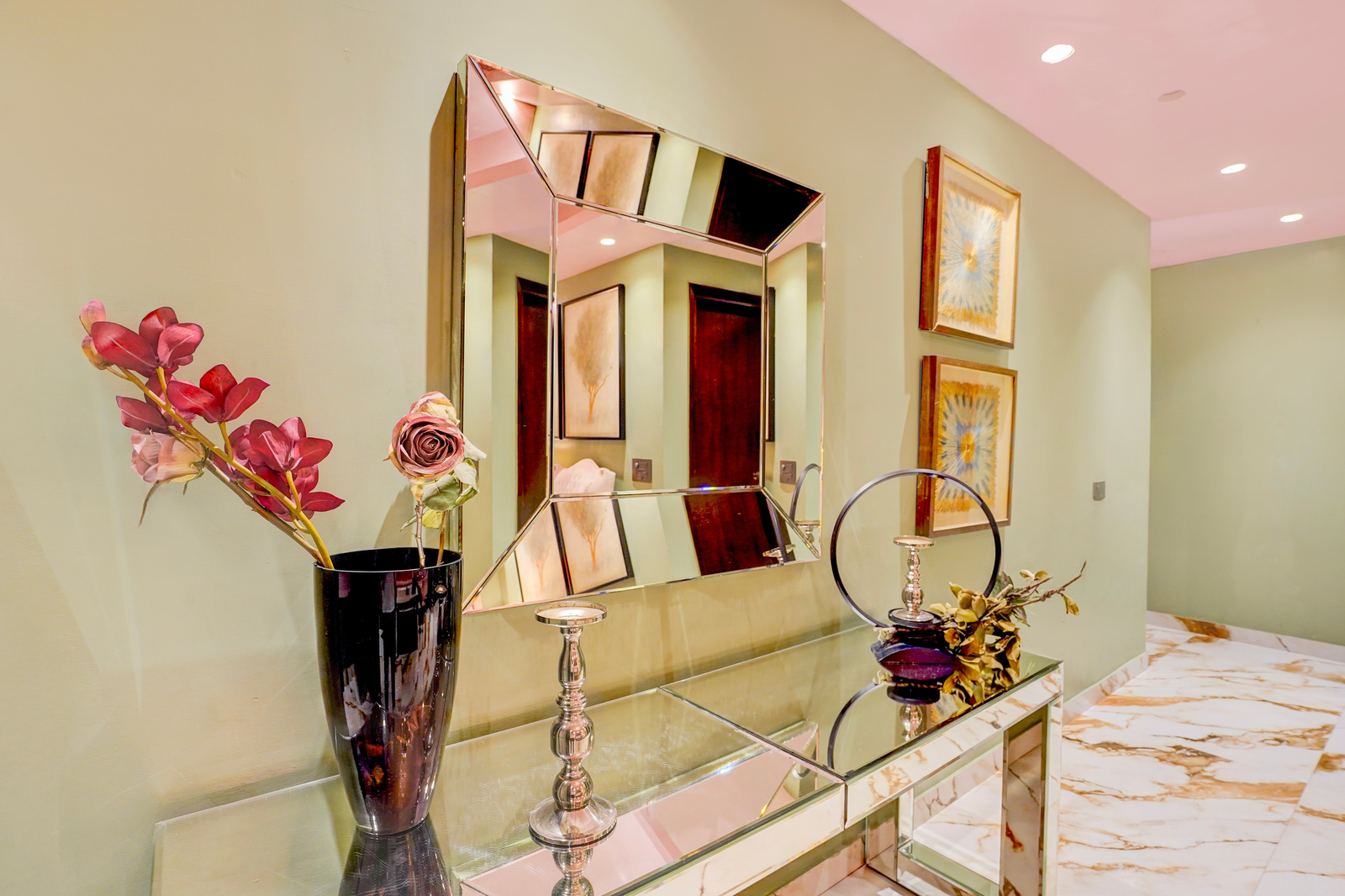 palette hotel cotts villa vasant kunj new delhi