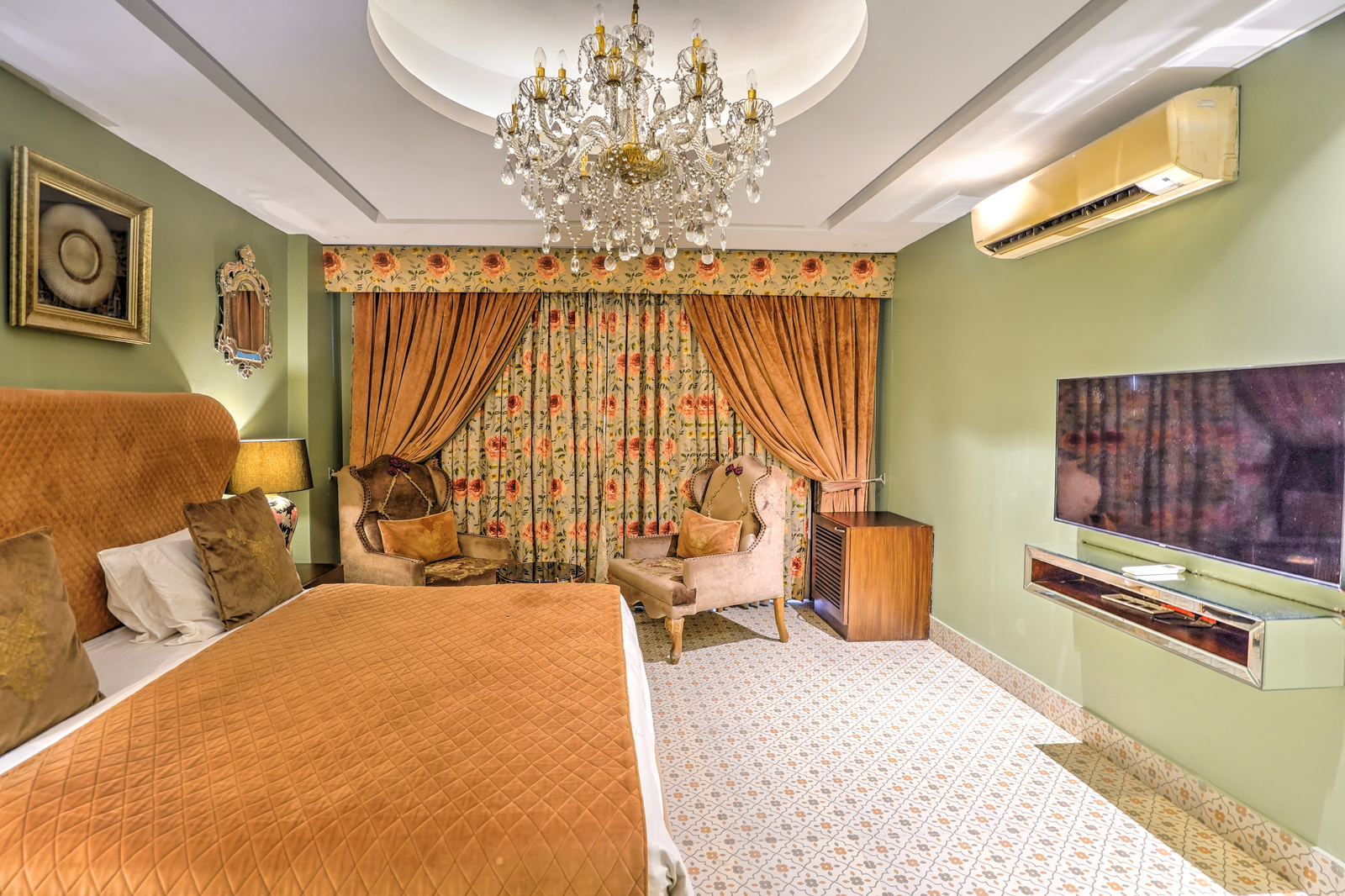 palette hotel cotts villa vasant kunj new delhi