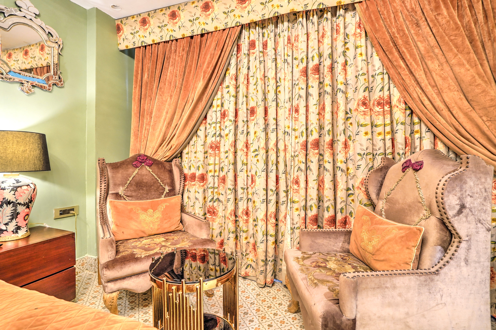 palette hotel cotts villa vasant kunj new delhi