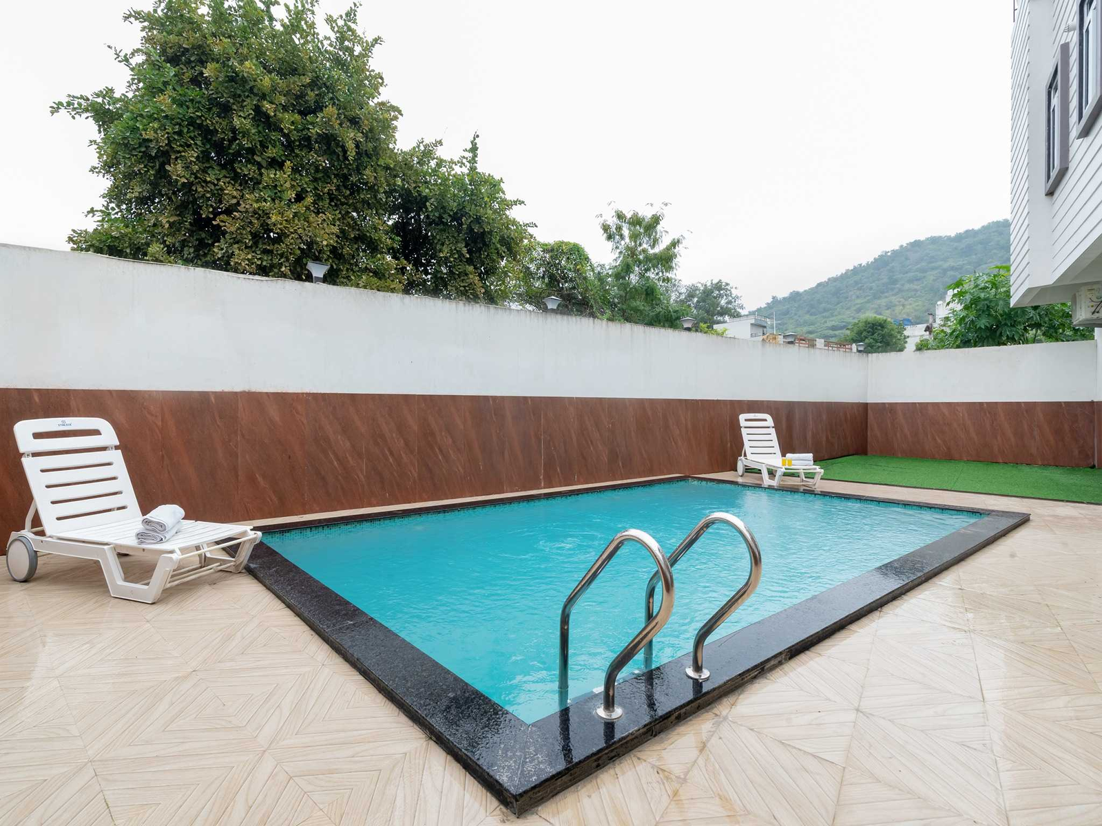 sunset view 5bhk villa by dancenter pvt pool udaipur