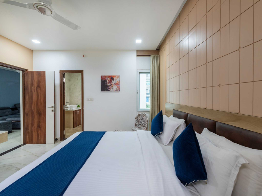 sunset view 5bhk villa by dancenter pvt pool udaipur