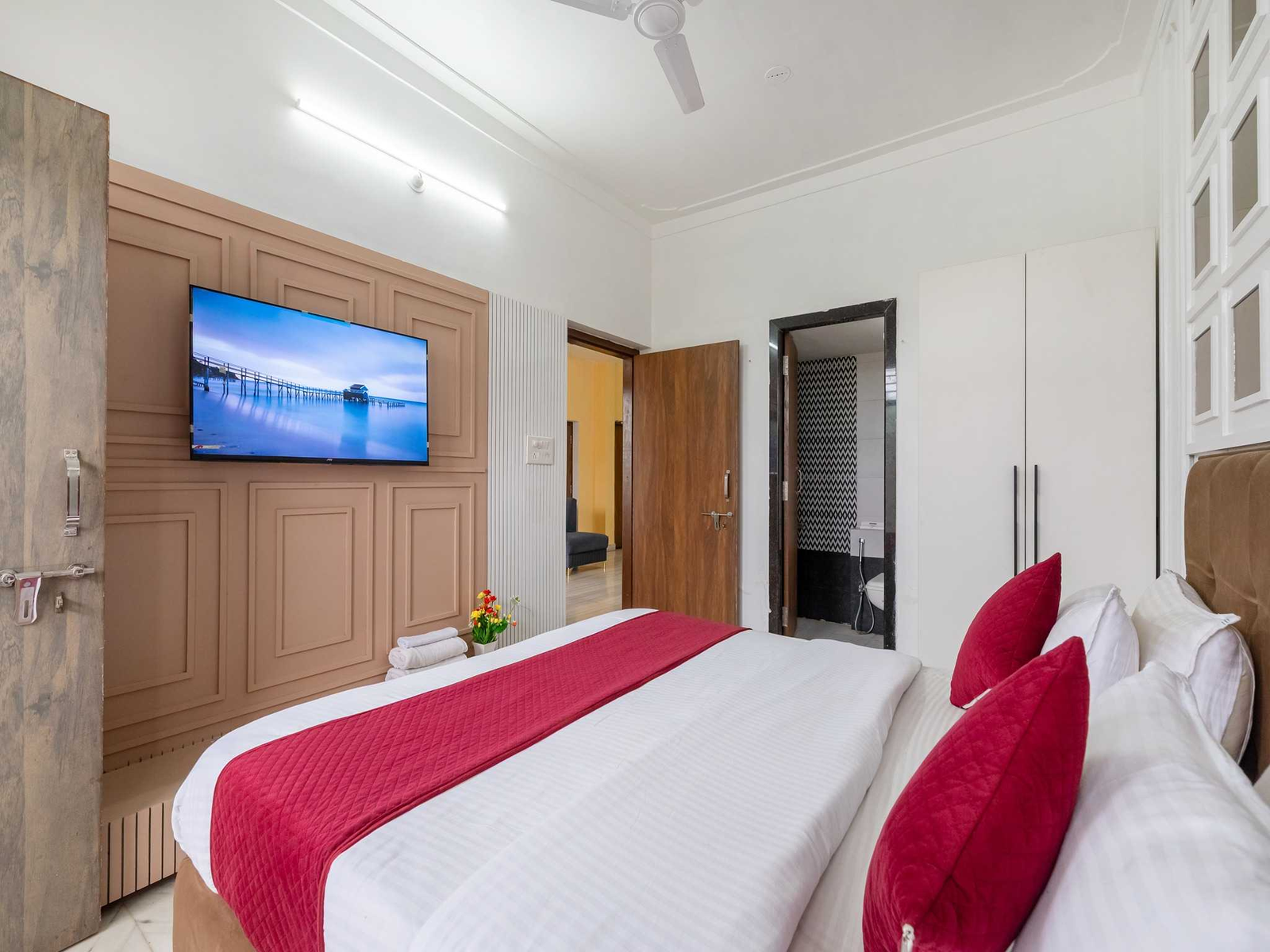 sunset view 5bhk villa by dancenter pvt pool udaipur