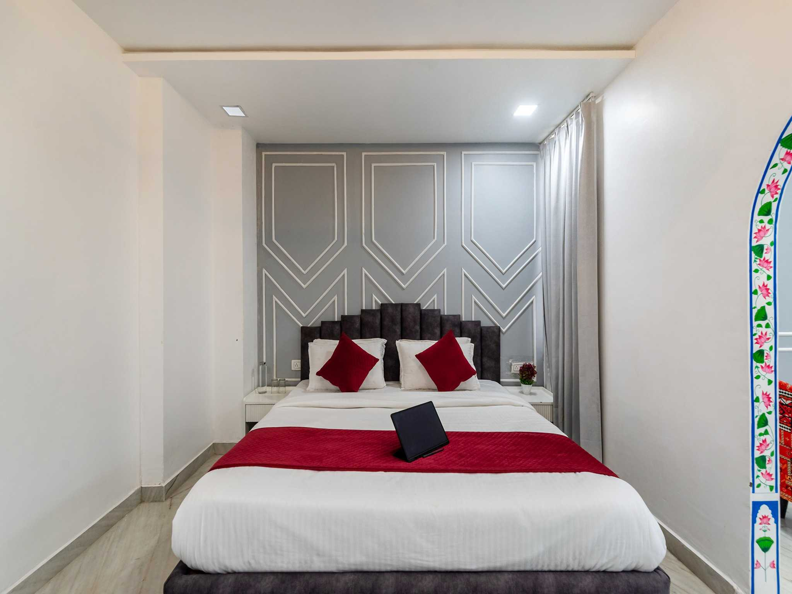 sunset view 5bhk villa by dancenter pvt pool udaipur