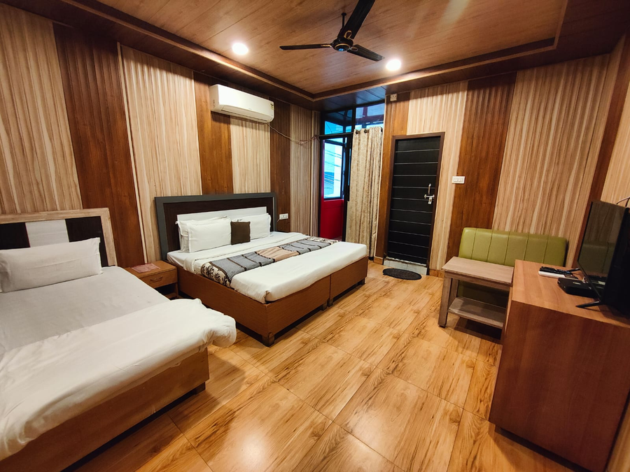 the mountain view tapovan