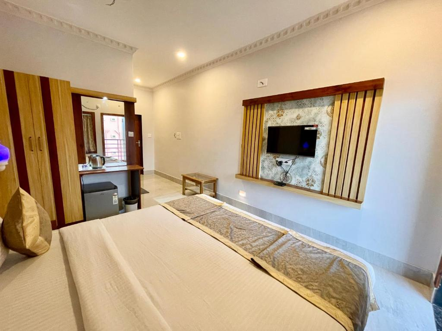 hotel yogarjun palace