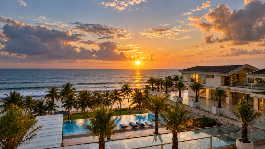 peninsula del mar beach resort