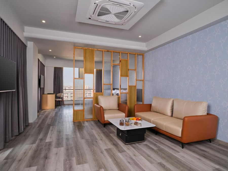 pride elite gandhinagar