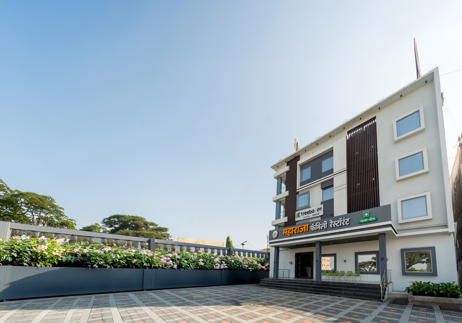 treebo maharaja near ranjangaon midc