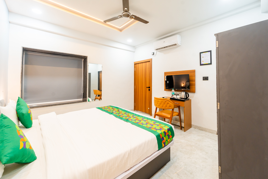 Treebo Maharaja,,3 star