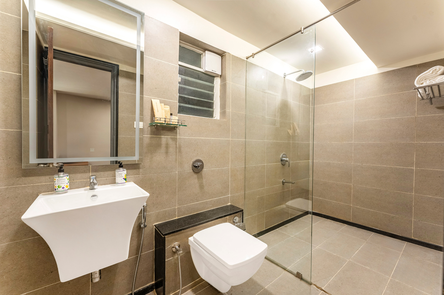 treebo premium nagpur automotive square