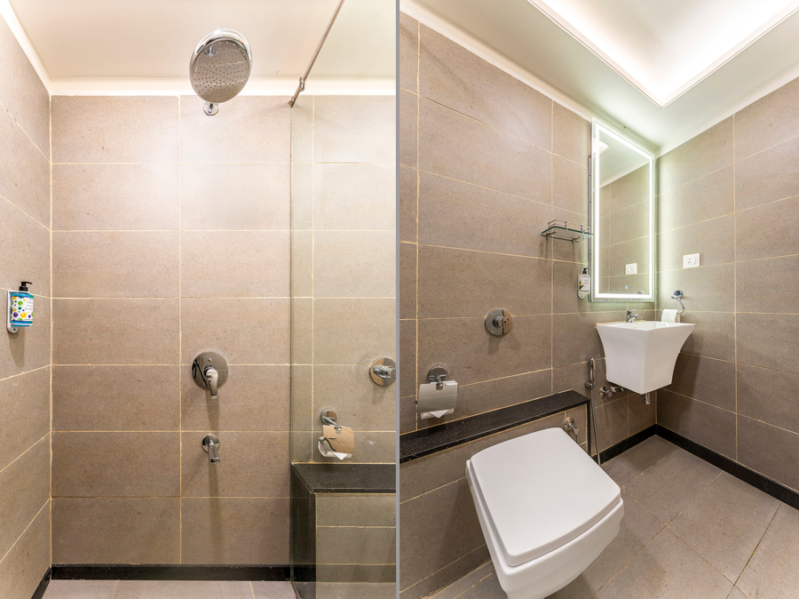 treebo premium nagpur automotive square