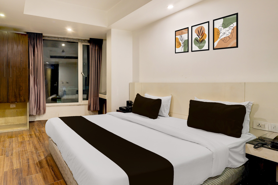 super townhouse oak new delhi central railway junction formerly uppal international