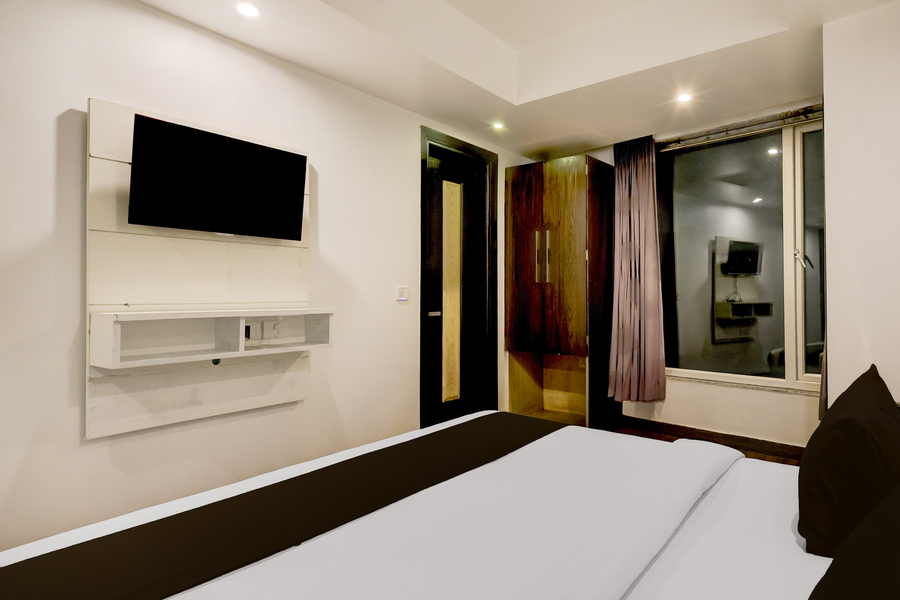 super townhouse oak new delhi central railway junction formerly uppal international