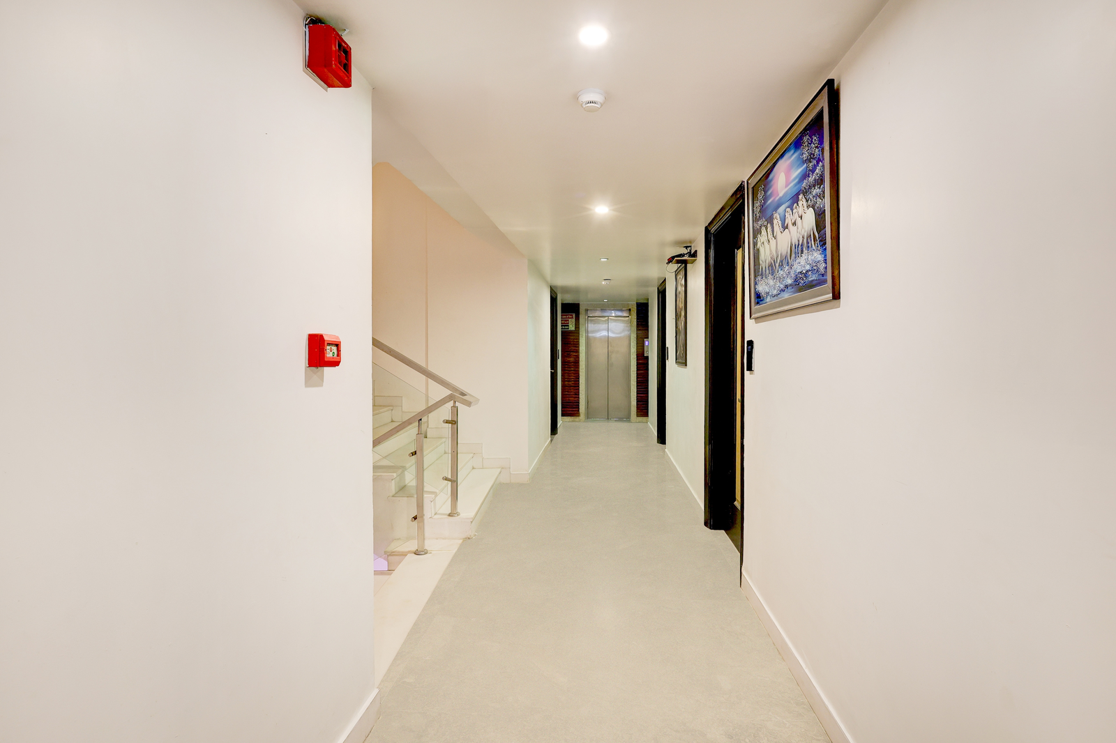 super townhouse oak new delhi central railway junction formerly uppal international