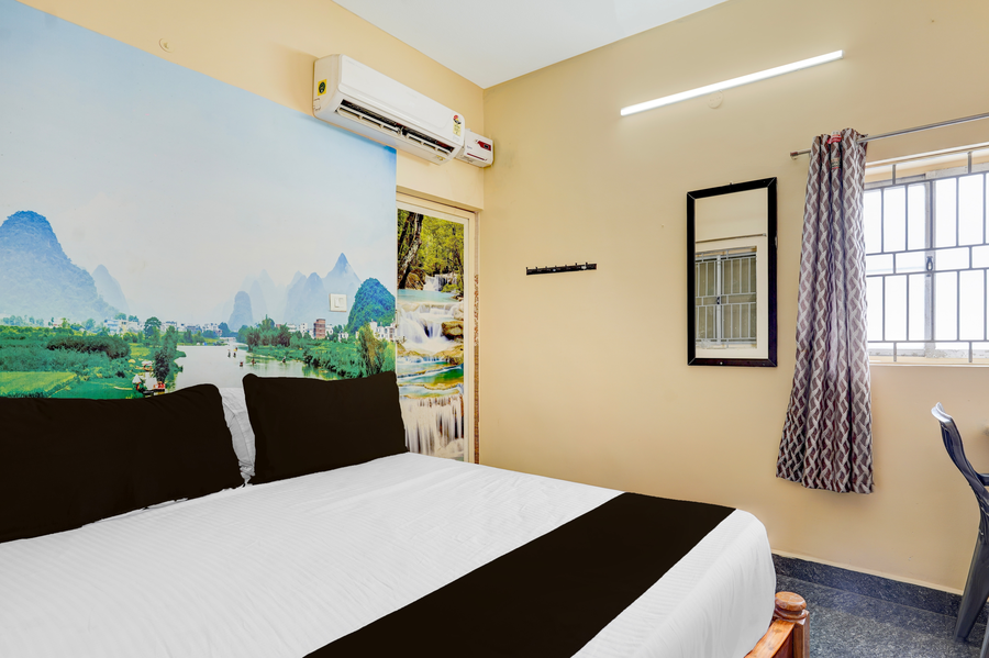 super hotel o karanodai formerly sri vari rooms