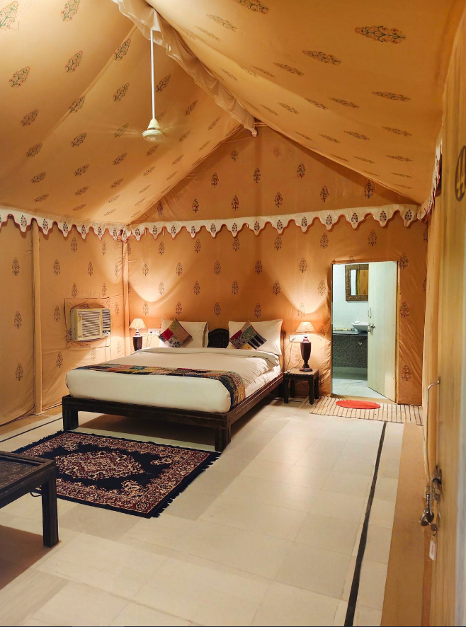 lohagarh desert resort