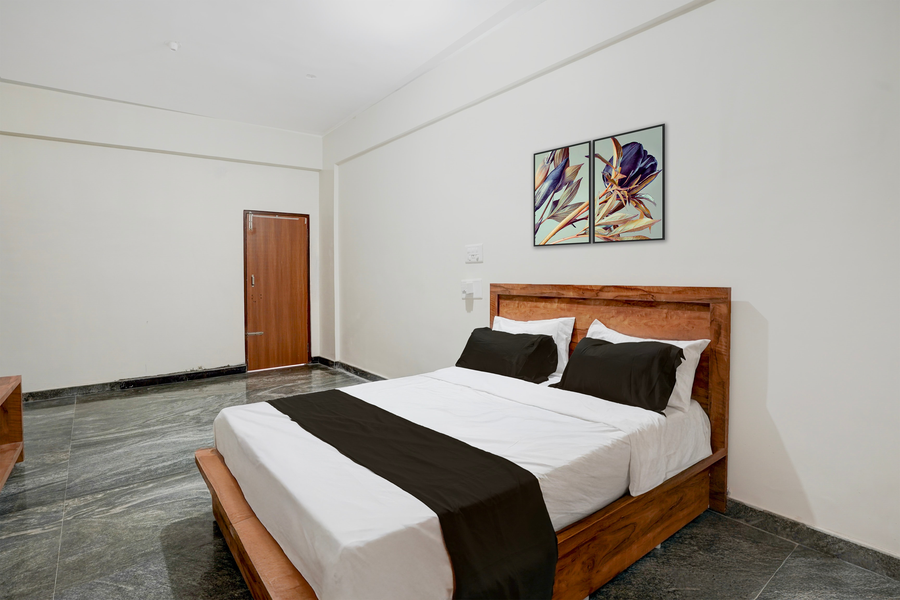 super hotel o jodi sri muneshwara swamy temple