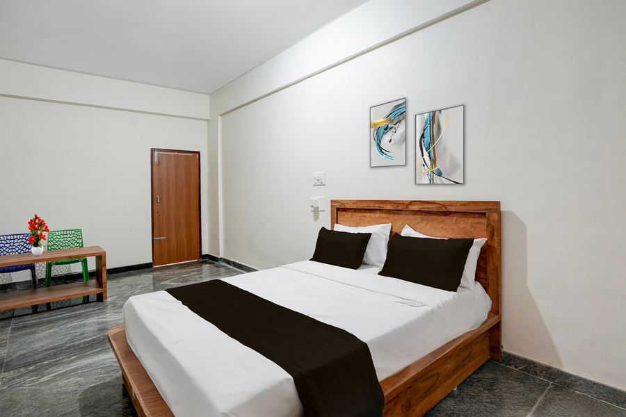 super hotel o jodi sri muneshwara swamy temple