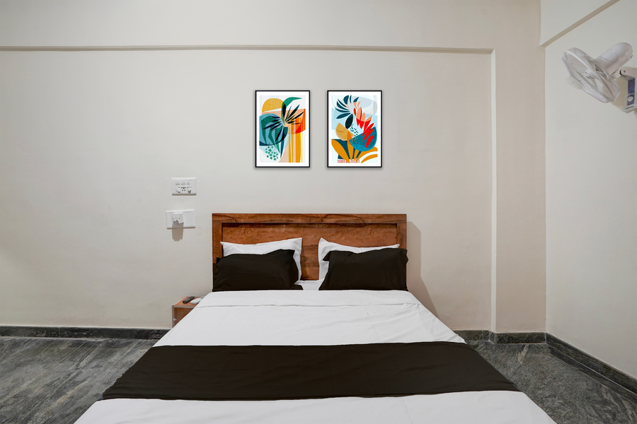 super hotel o jodi sri muneshwara swamy temple