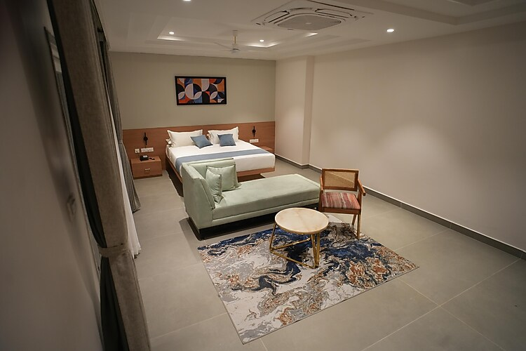 kolas grand hotel and convention center