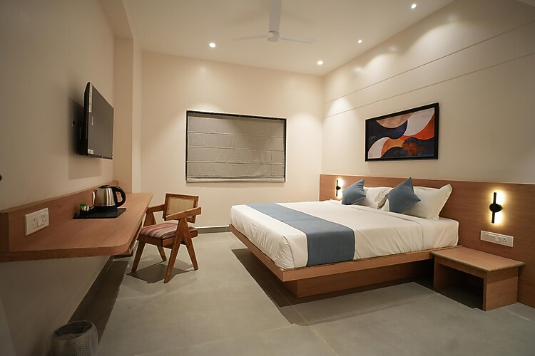 kolas grand hotel and convention center