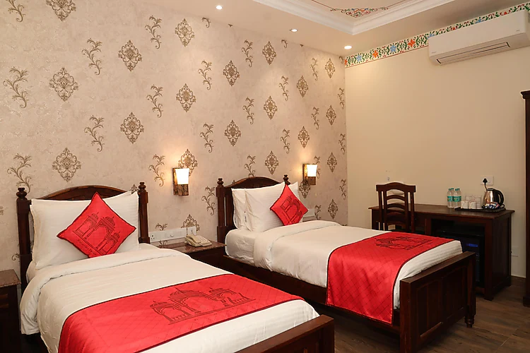 hotel ranavilas palace