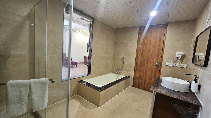 hotel ranavilas palace