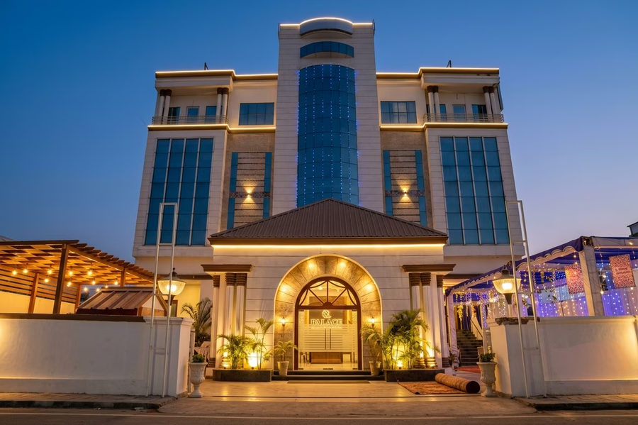 Hotel The Mirage,Pakhowal Rd, Opposite Bhaiwala Gurudwara, Basant City, Ludhiana, Dad, Punjab 141013,4 star