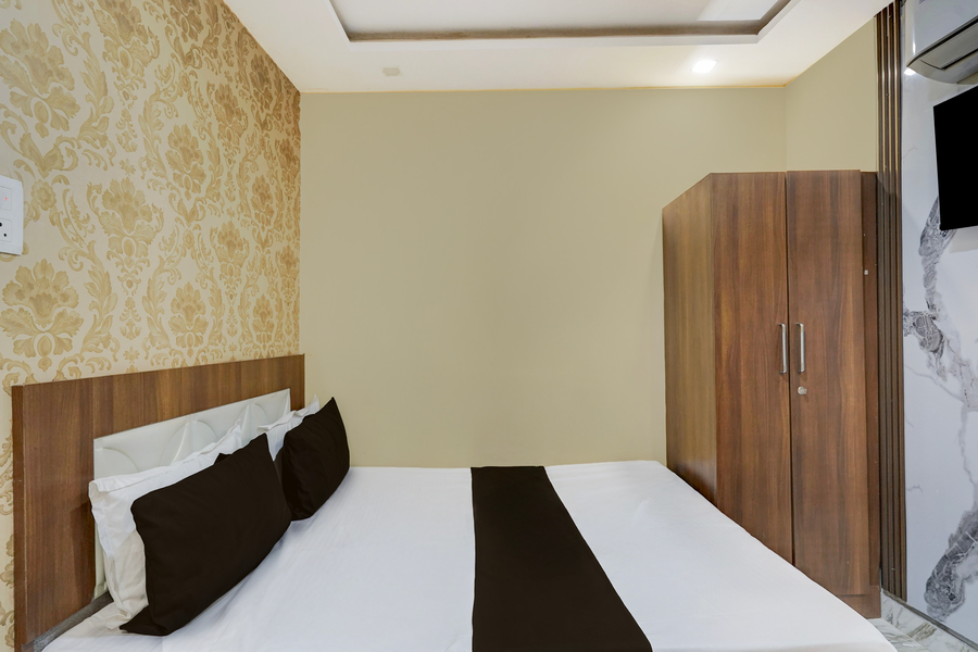 super hotel o daraganj ghat prayagraj formerly purohit inn