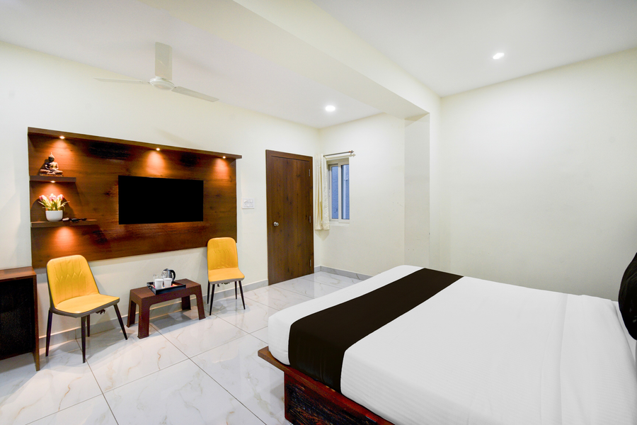super collection o kakatiya hills formerly shree adithya luxury rooms