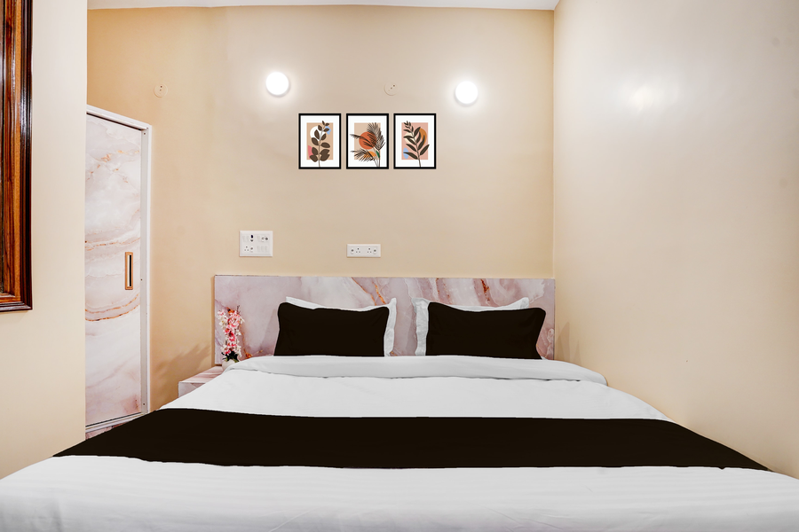 super hotel o ramesh nagar metro station formerly rosewood