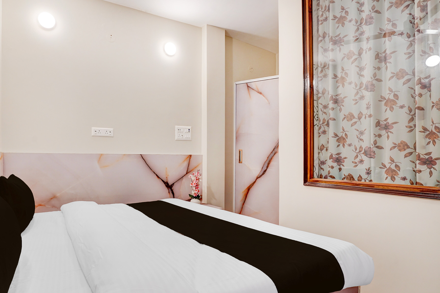 super hotel o ramesh nagar metro station formerly rosewood