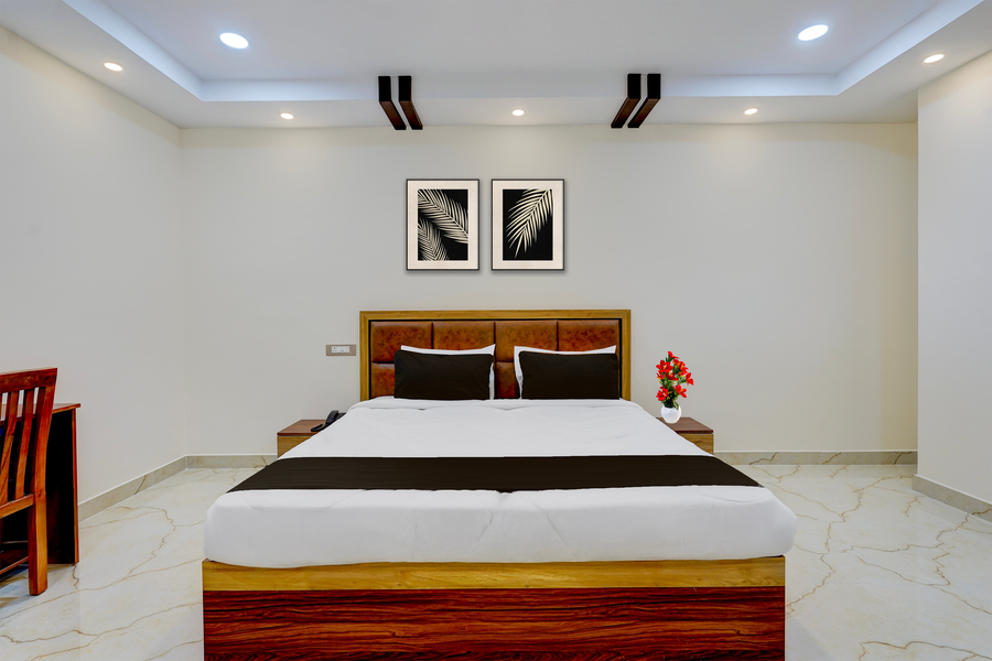 super townhouse guduvancheri junction formerly zafe commercial