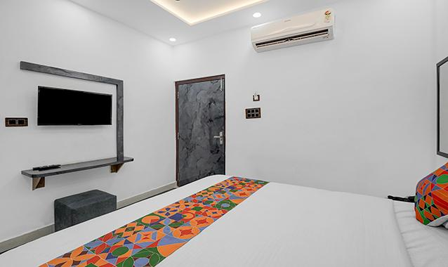 fabhotel yatri nivas