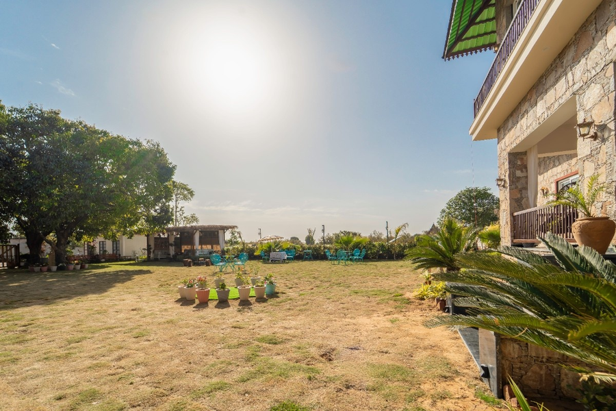 geeta bagh luxury farm stay with private pool villa in pushkar