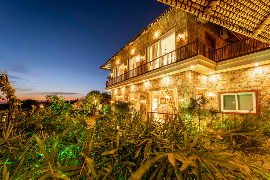 geeta bagh luxury farm stay with private pool villa in pushkar