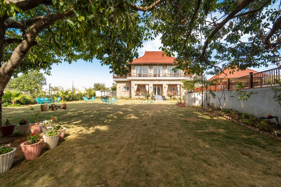 geeta bagh luxury farm stay with private pool villa in pushkar