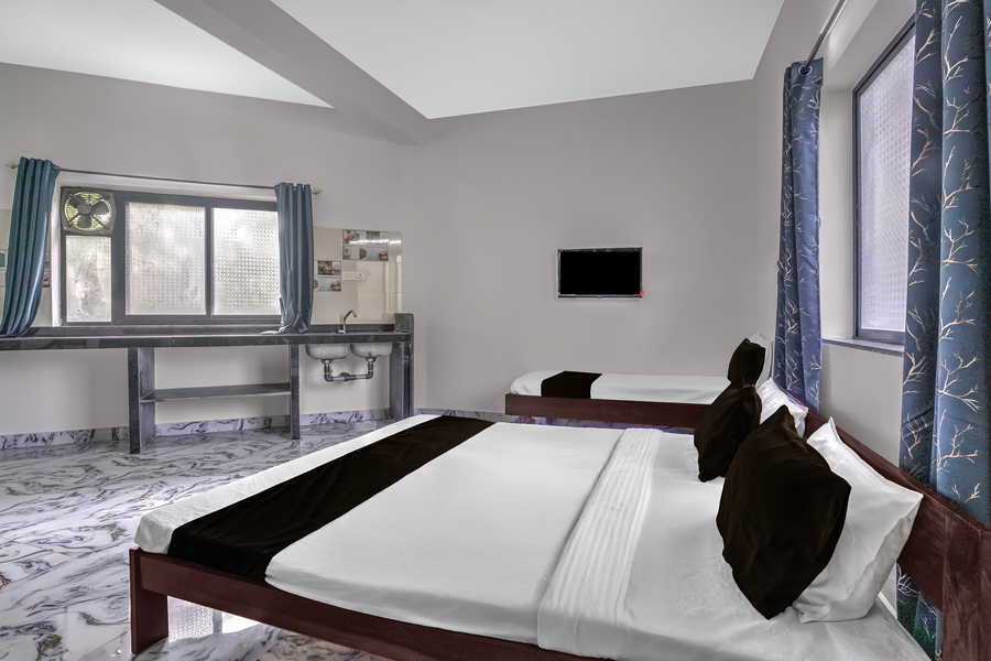 super hotel o thivim railway station formerly silverline villa