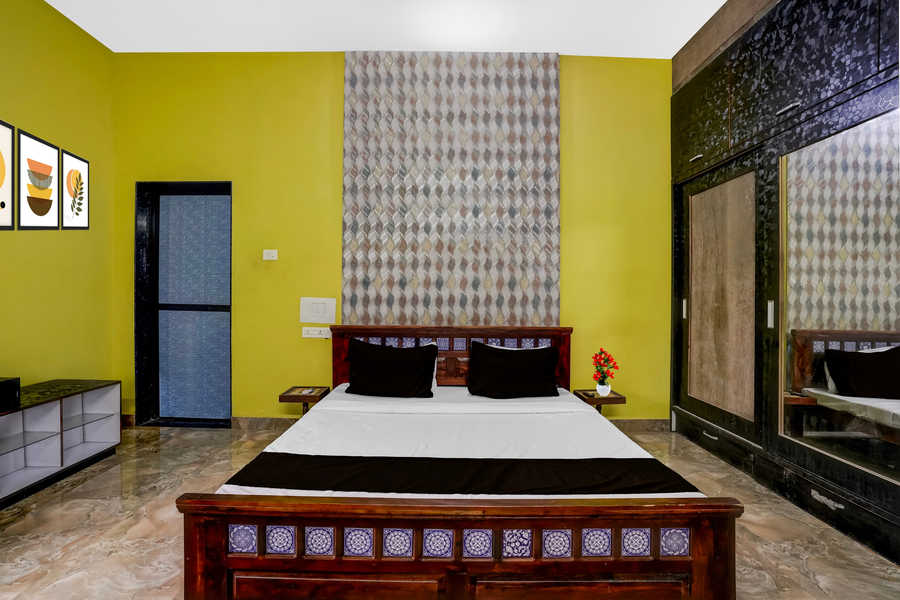 super hotel o thivim railway station formerly silverline villa