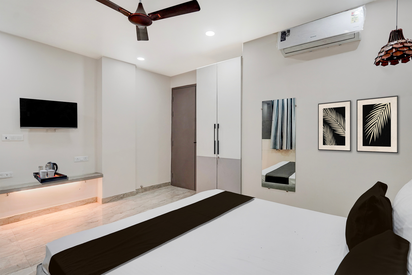 super townhouse dsidc bawana formerly kanhaiya residency