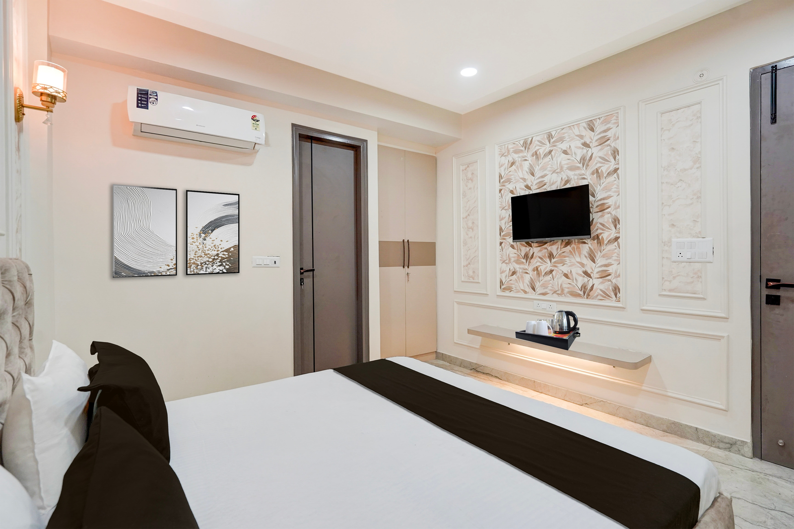 super townhouse dsidc bawana formerly kanhaiya residency