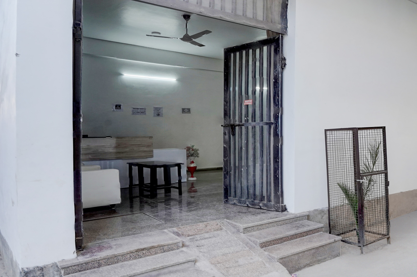 collection o sector 7 rohini formerly giriraj residency