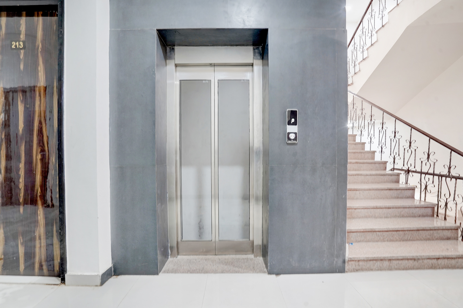 collection o sector 7 rohini formerly giriraj residency