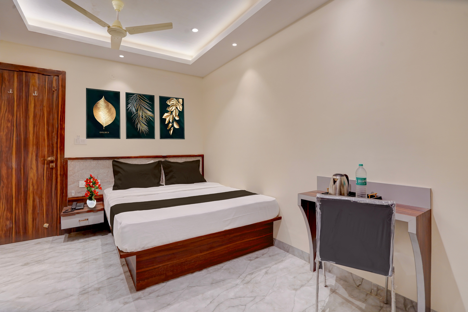 super collection o talwade corpoarte homestay